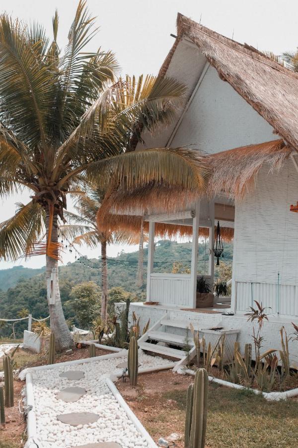 Tropical Glamping Nusa Penida - Private Romantic Seaside Bungalow Diamond Beach Pelilit Luaran gambar
