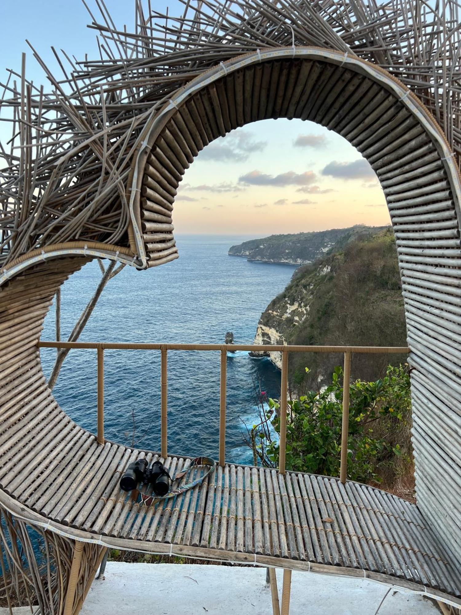 Tropical Glamping Nusa Penida - Private Romantic Seaside Bungalow Diamond Beach Pelilit Luaran gambar